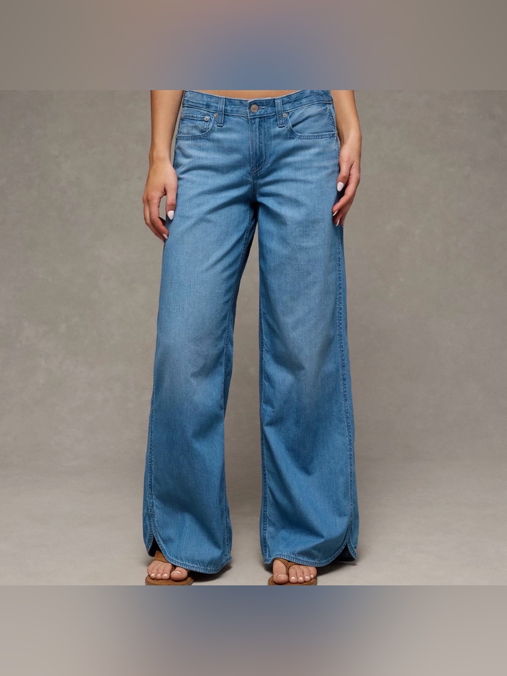 AE•Low-Rise Beachy Baggy Jean•Size XS•NWT